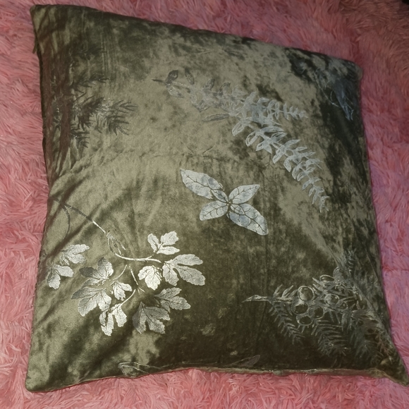 Velour Throw Pillow Covers set of 2 18"x18" Soft Cushion pillowcases two sided - Picture 3 of 9